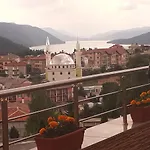 Къща за гости Safi