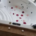 Къща за гости Safi 3*